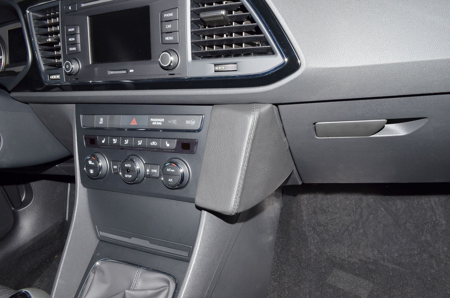 Kuda console Seat Leon 13-20