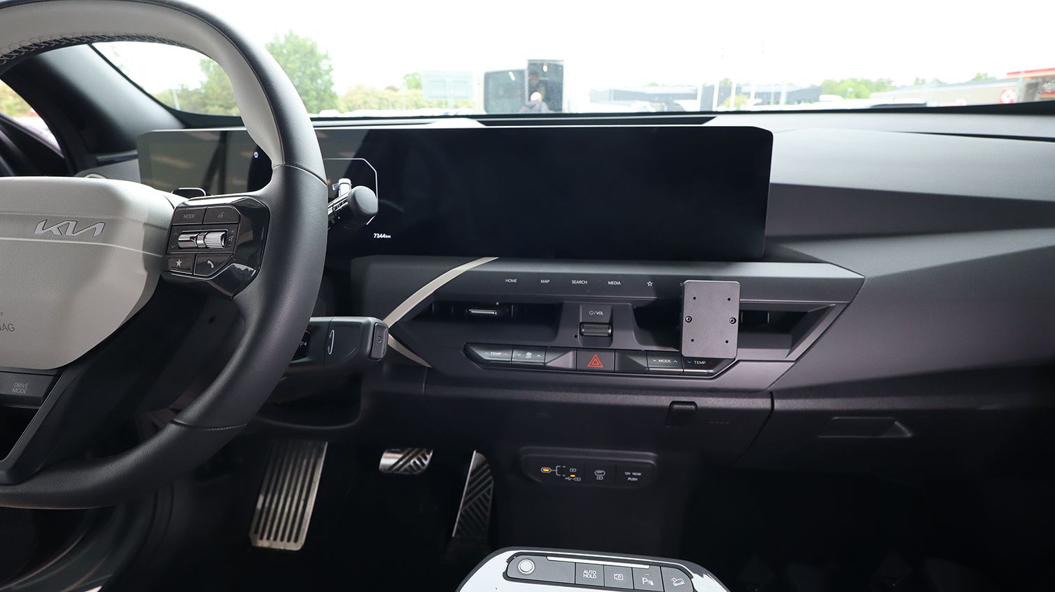 Proclip Kia EV5 25- Center mount