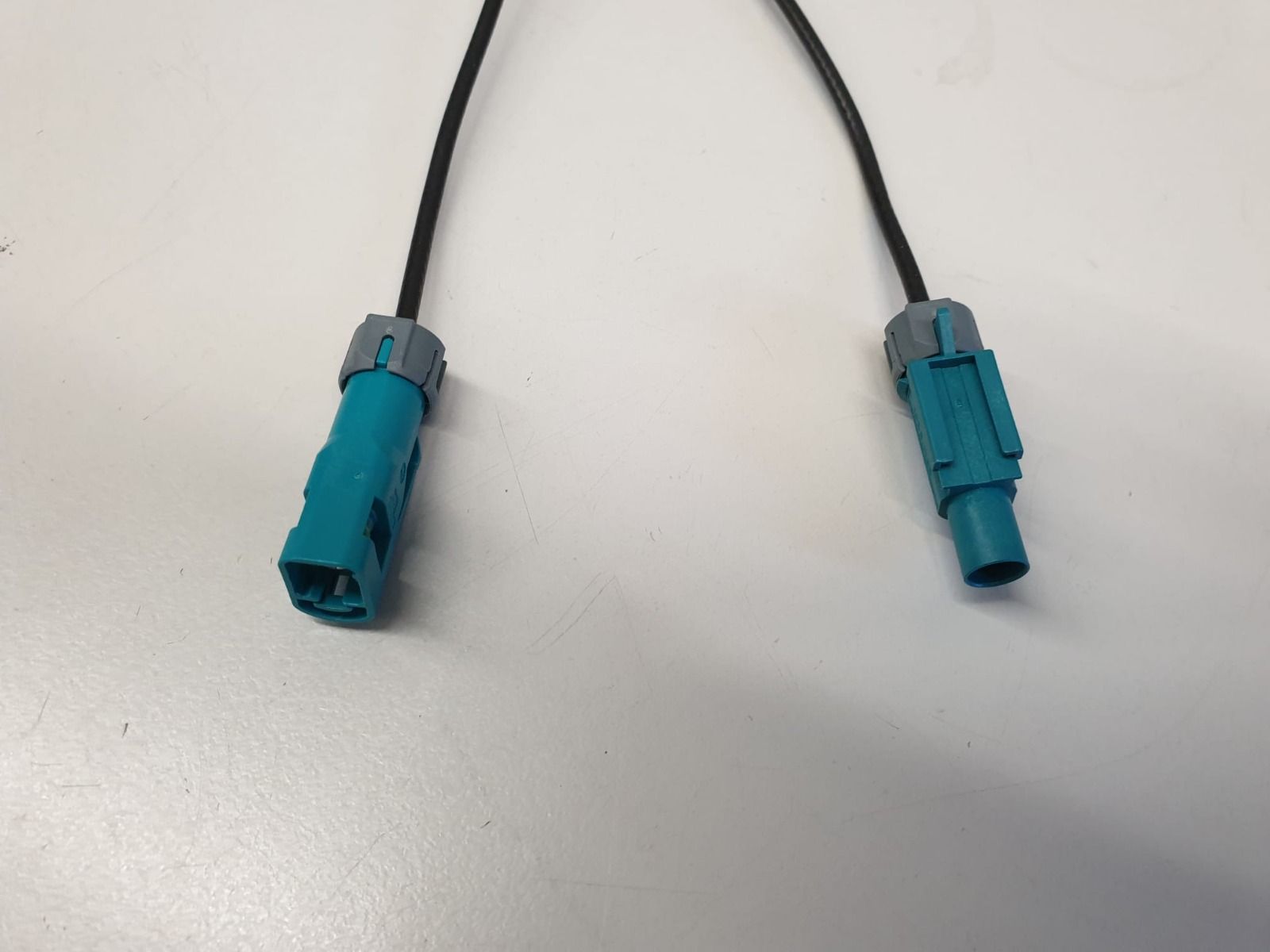 verlengkabel 600 cm Fakra F – Fakra M code Z RG174 Waterproo